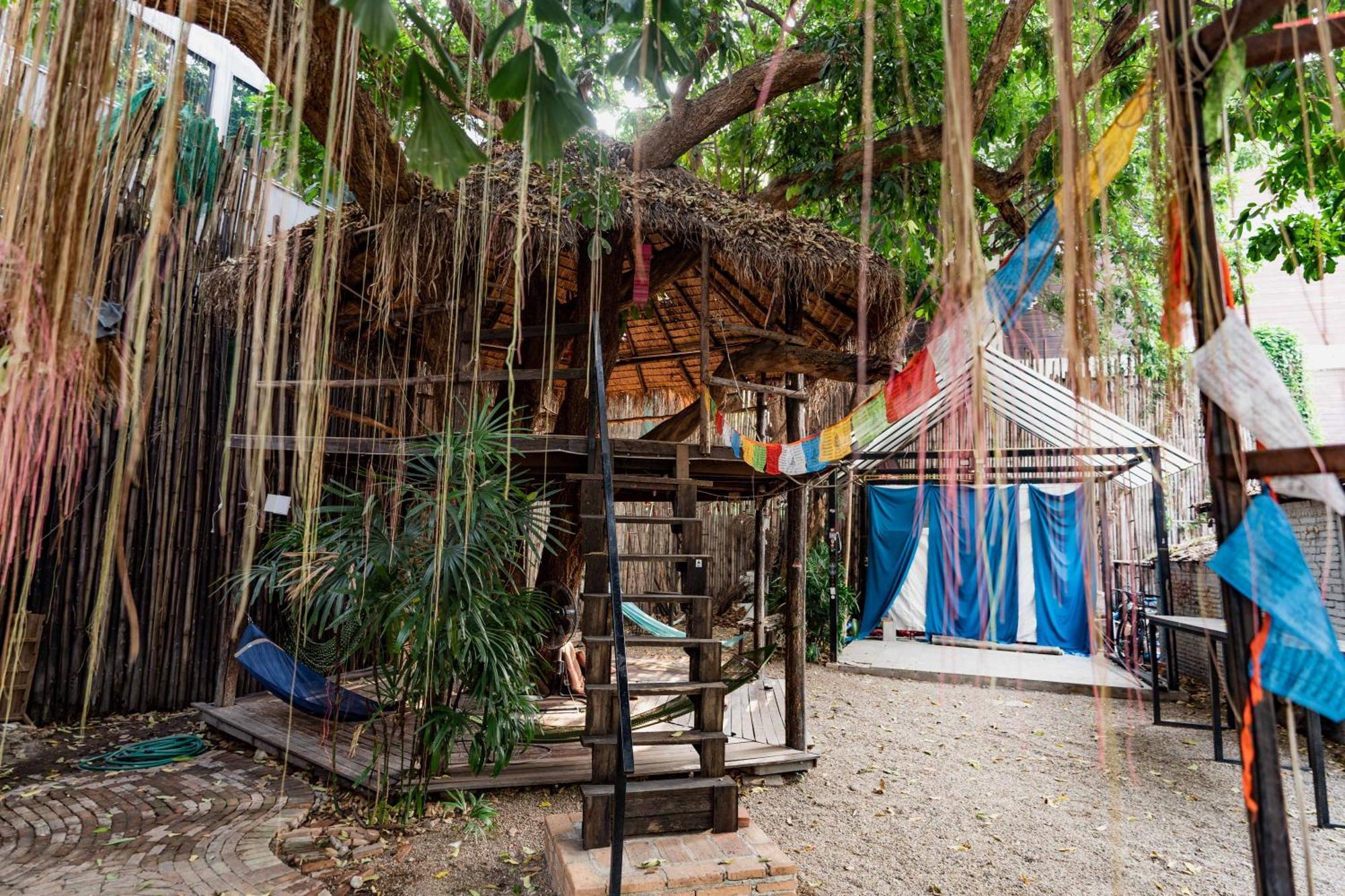 Mammoth Boutique Hotel Chiang Mai Exterior photo